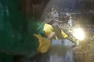 鄂州消防水池堵漏施工视频